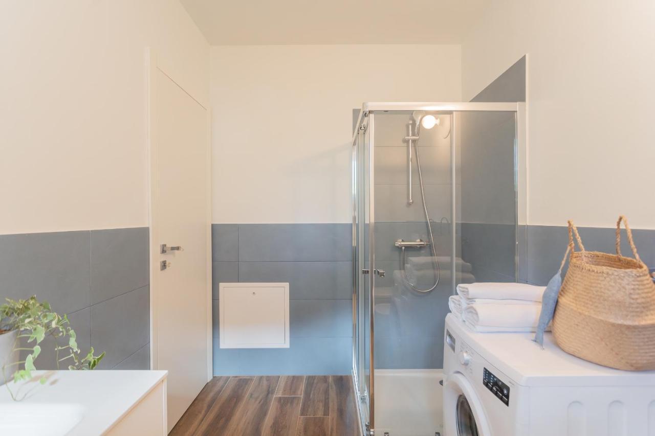 Misultin House & Swimming Pool, Luxury In Lake Como By Rent All Como Pianello Del Lario Екстериор снимка